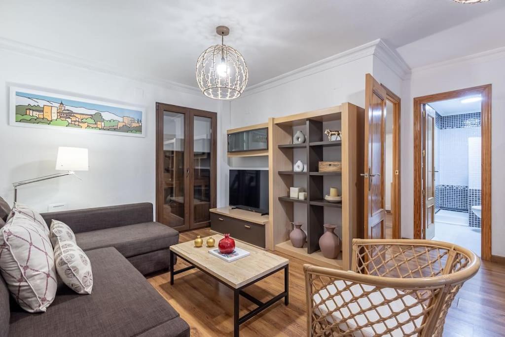 גרנדה Apartamento Con Terraza A 4 Minutos De La Catedral מראה חיצוני תמונה