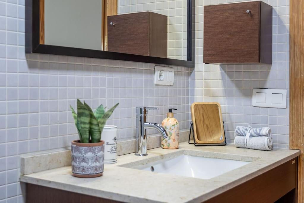 גרנדה Apartamento Con Terraza A 4 Minutos De La Catedral מראה חיצוני תמונה