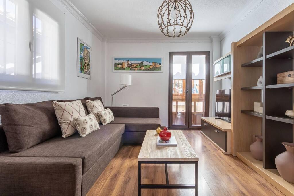 גרנדה Apartamento Con Terraza A 4 Minutos De La Catedral מראה חיצוני תמונה