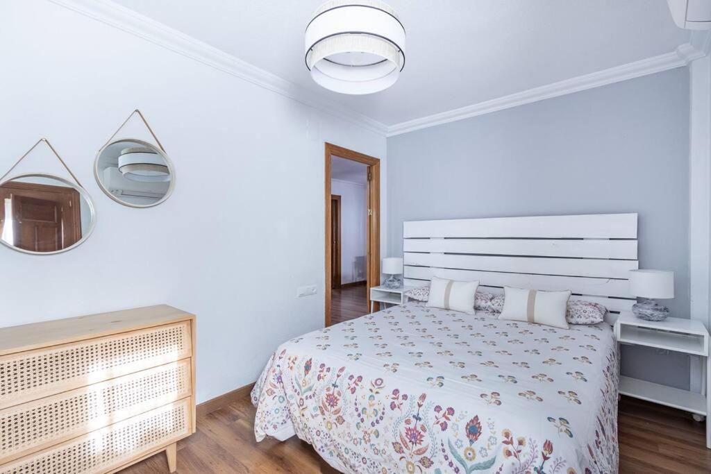 גרנדה Apartamento Con Terraza A 4 Minutos De La Catedral מראה חיצוני תמונה